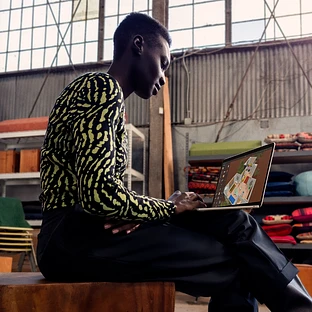 MacBook Air 13.6" M3 (8C CPU/10C GPU), 16GB, 512GB, Темная ночь