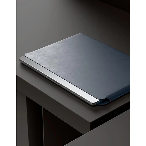 Чехол защитный VLP Velar Sleeve для MacBook Air (15.3") из экокожи, темно-синий