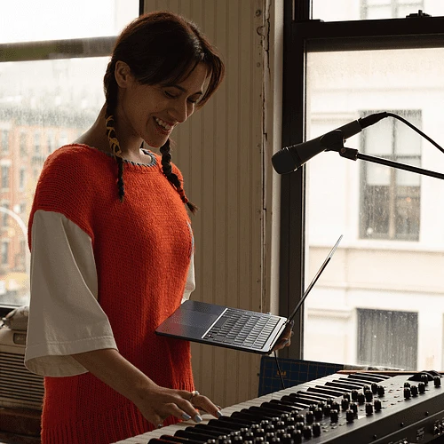 MacBook Air 13", M2 (8C CPU/8C GPU), 16GB, 256GB, Темная ночь