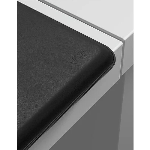 Чехол защитный VLP Velar Sleeve для MacBook Air (15.3") из экокожи, черный
