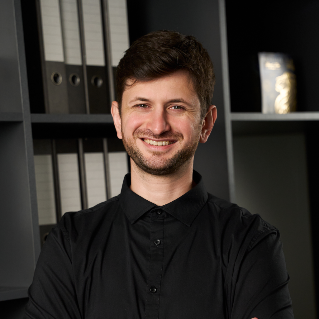 Frame 2087331702.png